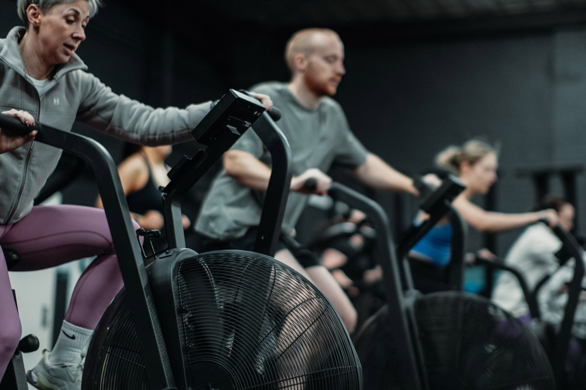 CrossFit vs Traditional Gym: Which Is Right for You?